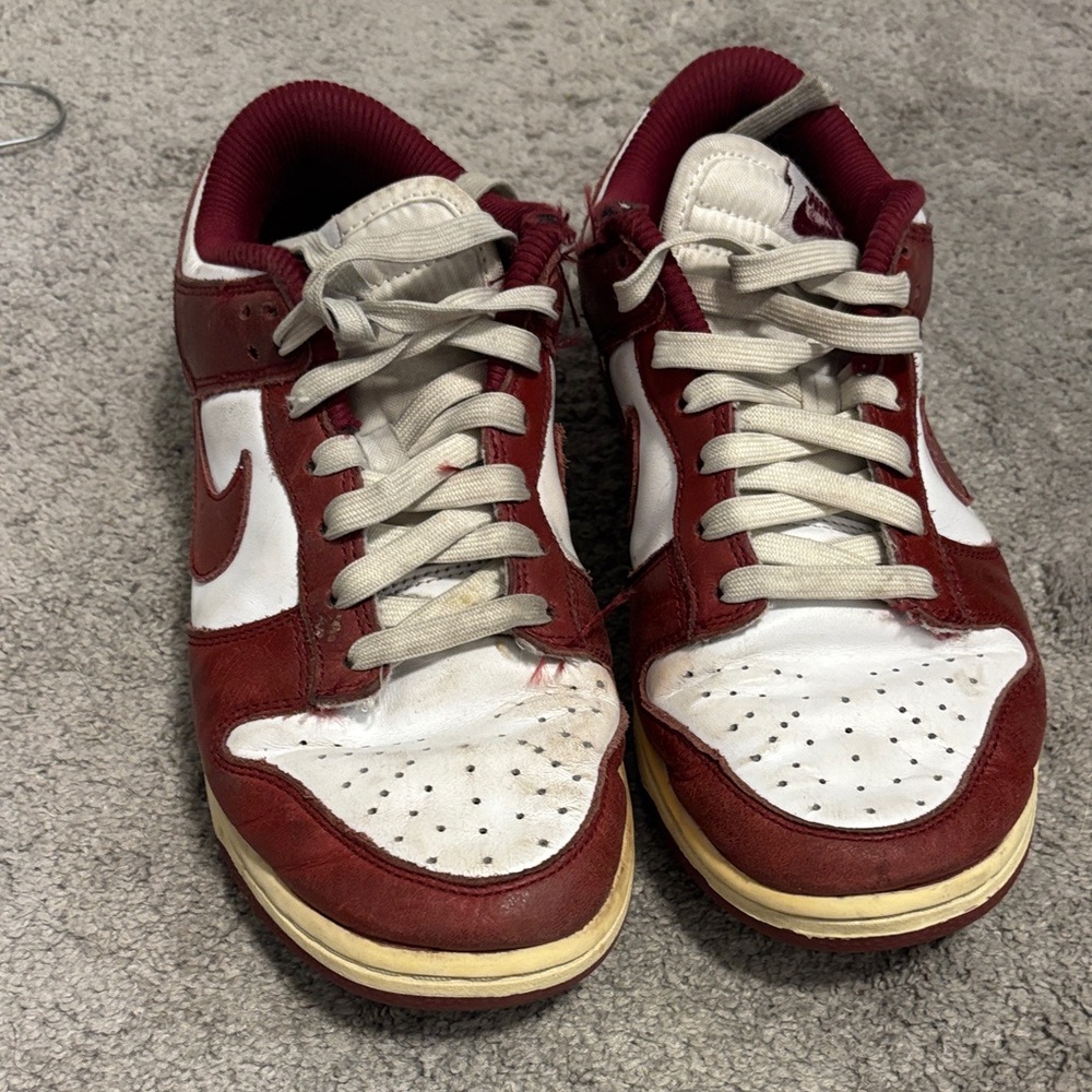 Nike Burgundy and White Low-Top Sneakers - Picture 1 of 3